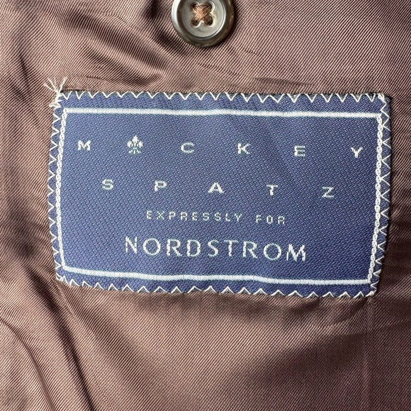 Made In Italy Wool/Cashmere Checkered Blazer​ - Picture 9 of 15